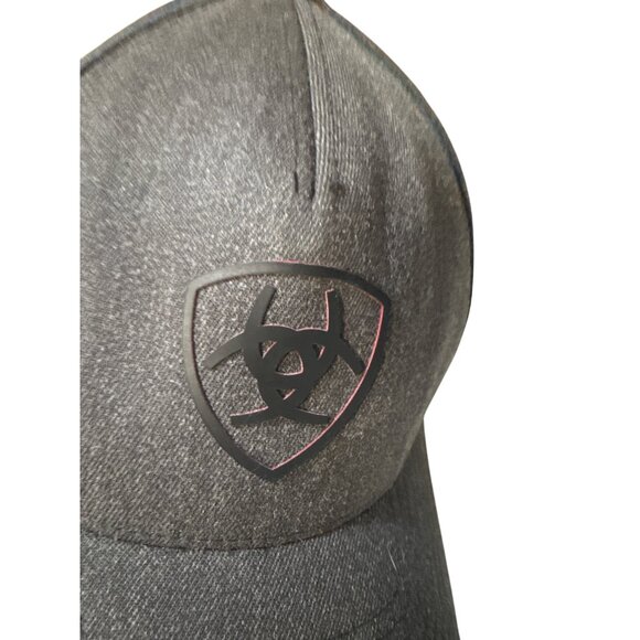 Ariat Grey Logo Adjustable Baseball Cap With Snapback Closure - Picture 2 of 4